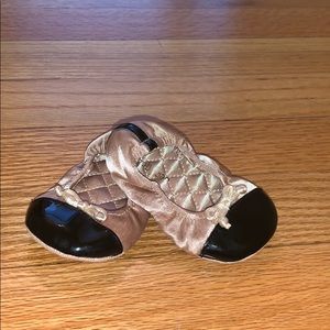 Brand new!! BabyGap Girls 👧🏻 shoes